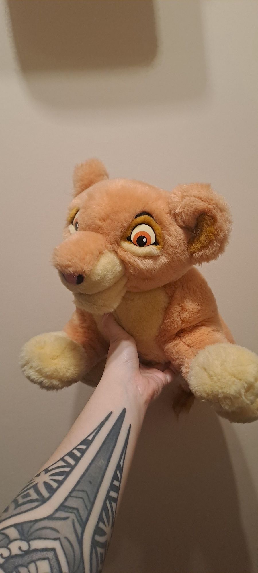 Kiara Kovu Król Lew Disney pluszak maskotka Lwia Straż maskotka lwica
