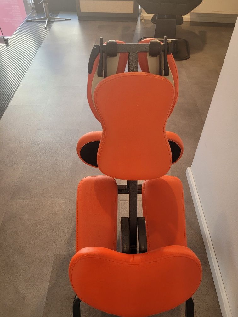 Cadeira de massagem/fisioterapia como nova