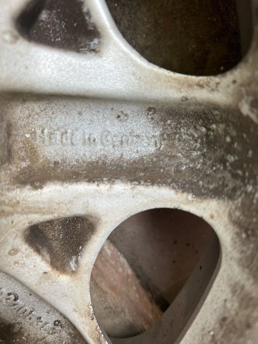 Диски легко-сплавні r15mersedes