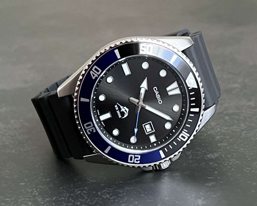 Годинник Casio Duro MDV-106B-1A1 оригінал новий diver's 200M mdv-107