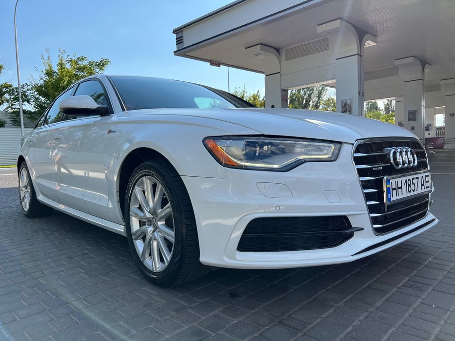 Продам свой автомобиль Audi A6 2015