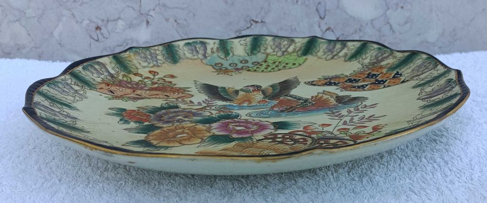 Prato oriental porcelana