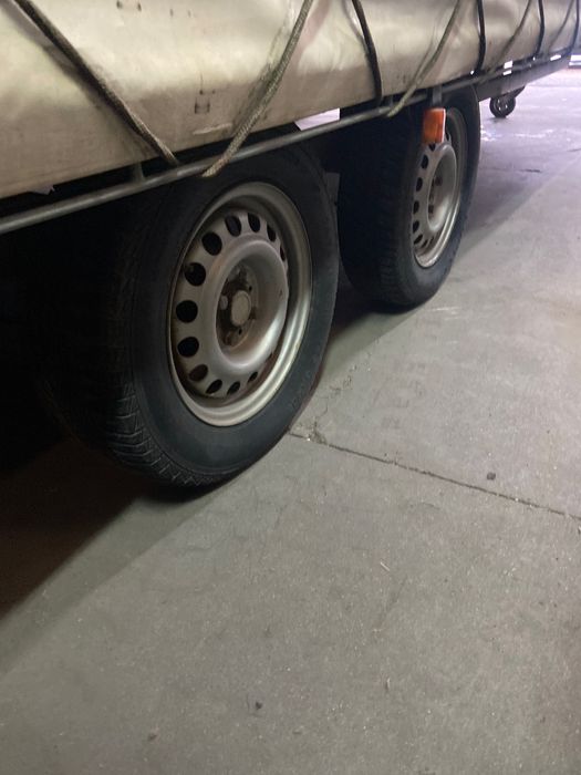 Reboque 6 mt com lona