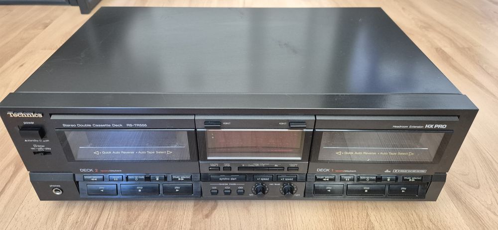 Magnetofon Technics RS-TR555
