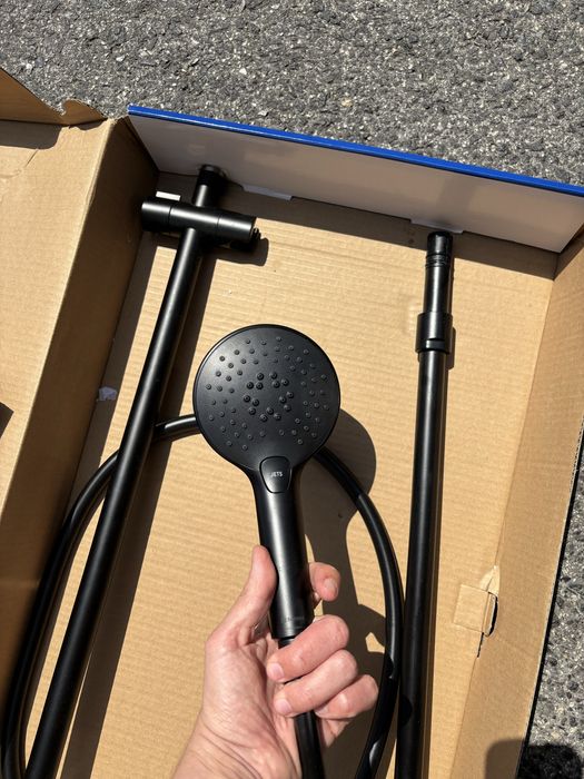 Conjunto de duche com torneira preto Sensea Icone.