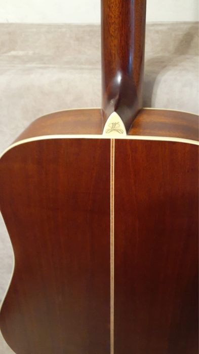 Акустична гітара Washburn (2009 рік)