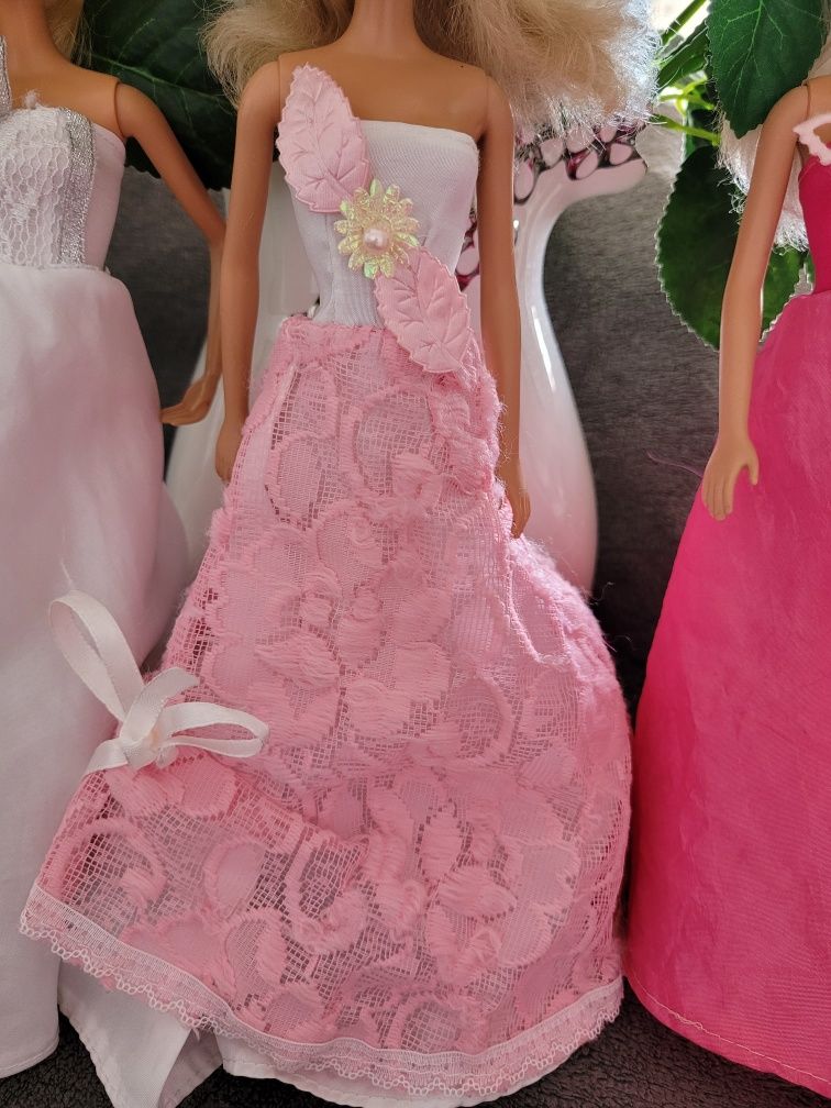 zestaw nr 8 suknia dla lalki Barbie