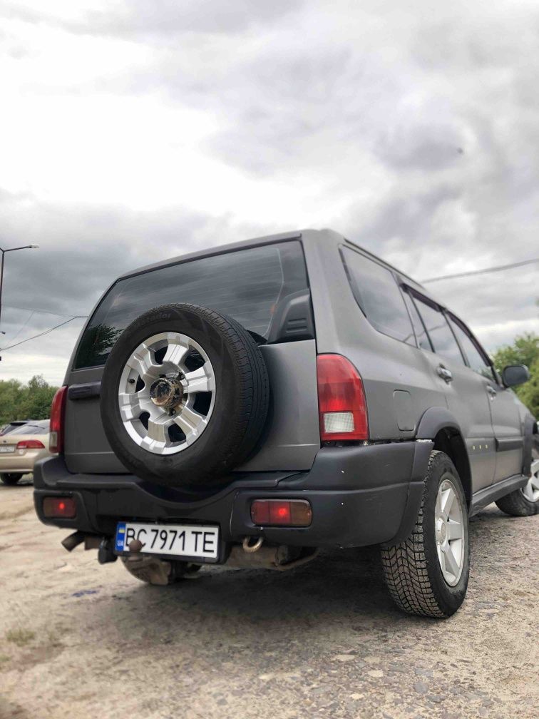 Suzuki Grand Vitara XL7