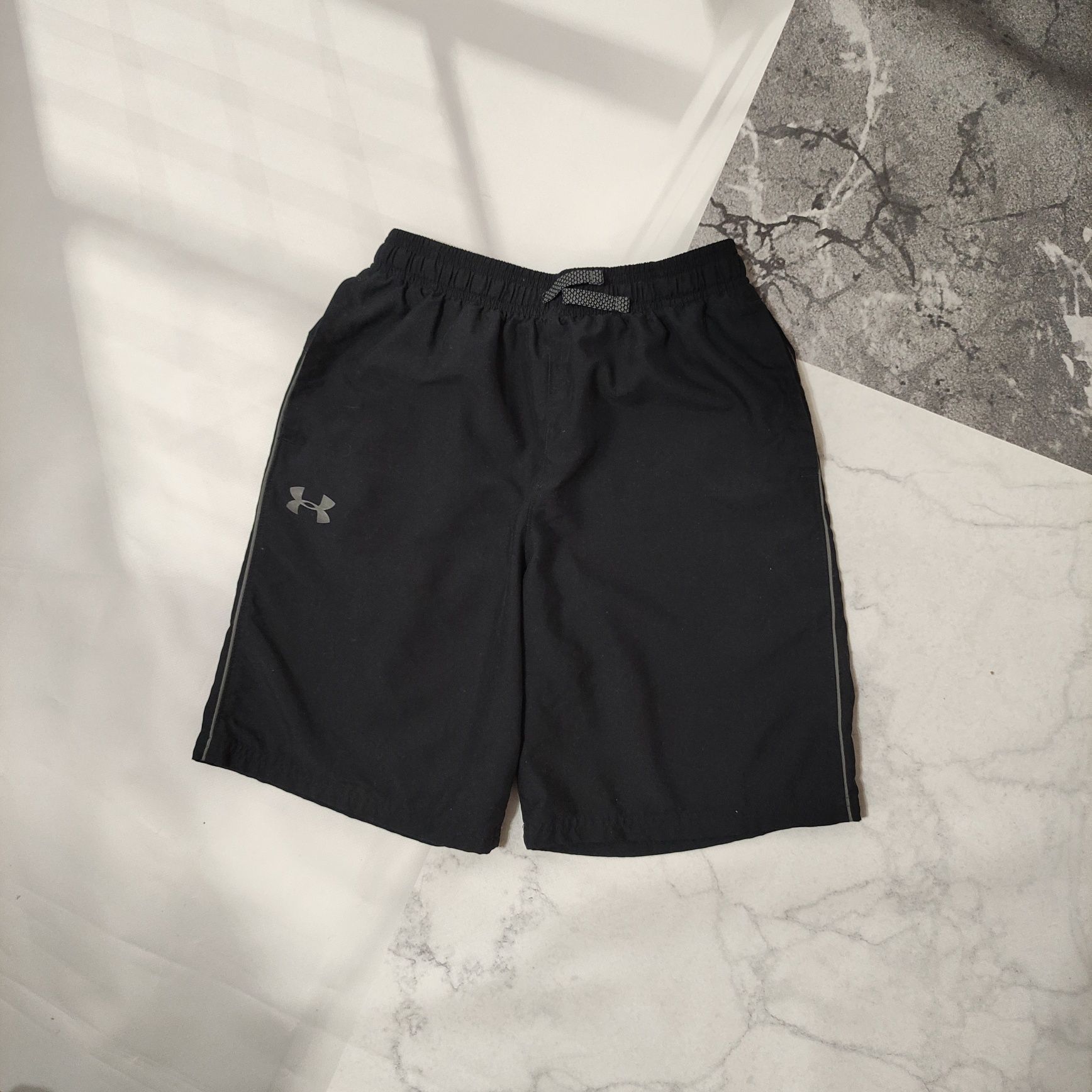 Шорти Under Armour з карманами