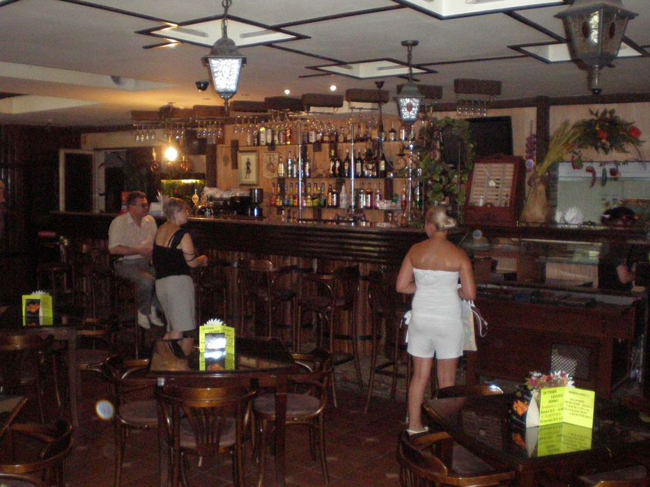 Пр.Мира 900 кв.м. отдельностоящее здание фасад цена 190 тыс.у.е.