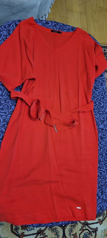 Czerwona sukienka Monnari r.40