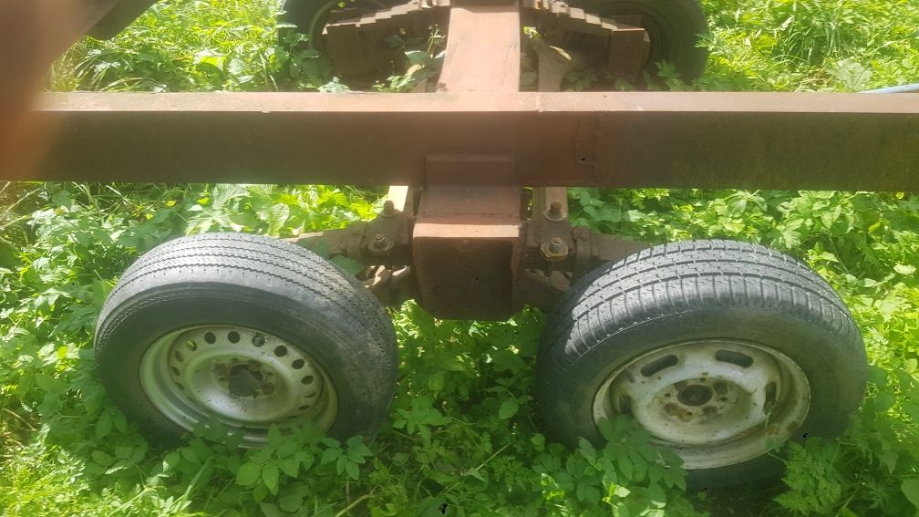 Прицеп під уаз ..