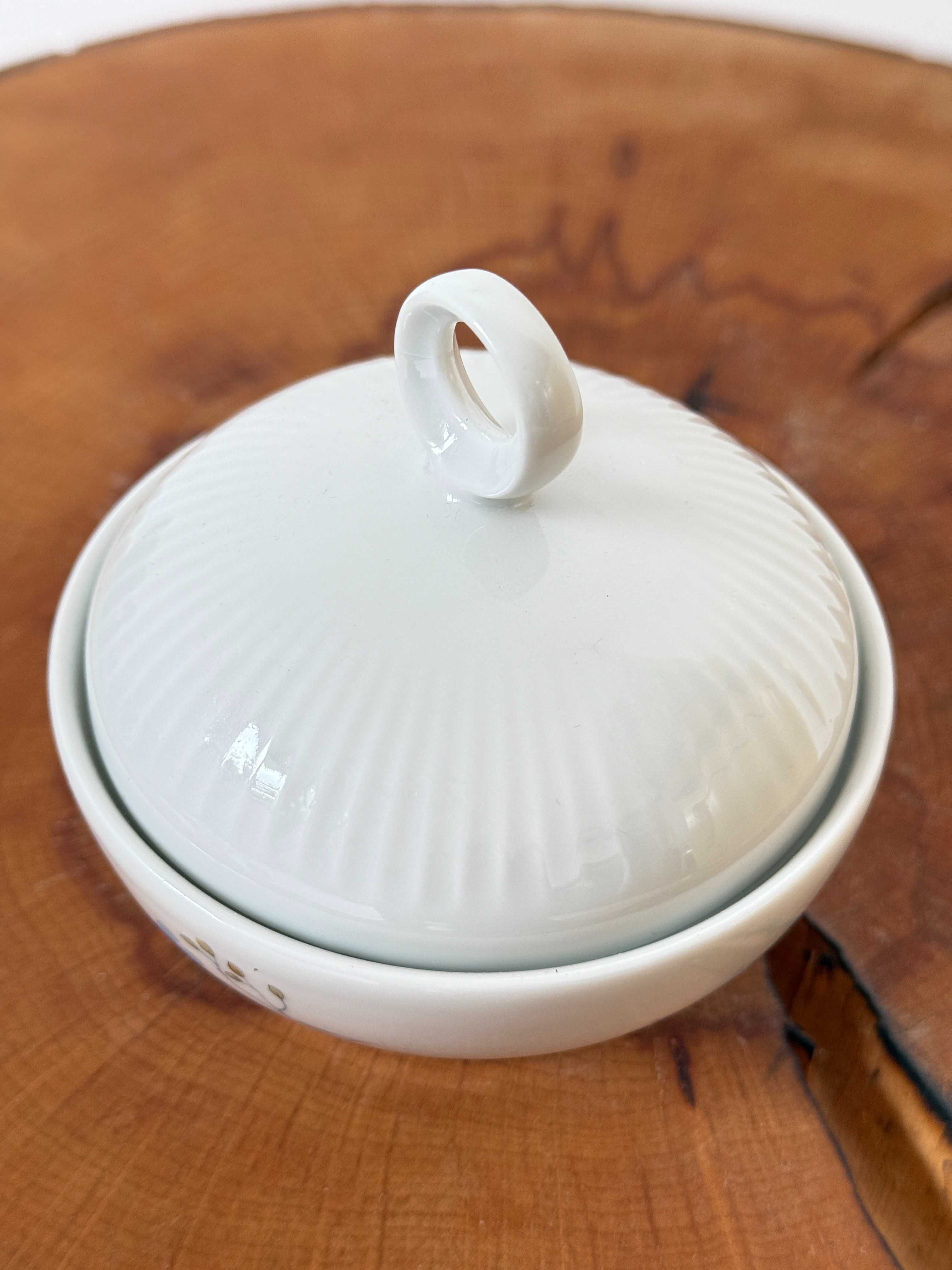 Cukiernica porcelanowa Jlmenau Germany porcelana niemiecka kwiaty