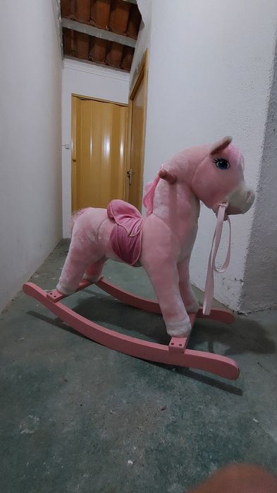 Vendo cavalo de baloiço