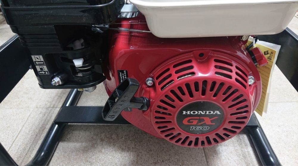 Генератор HONDA 2,5-3кВа/230В электростанция AYERBE Испания 3000 H MN