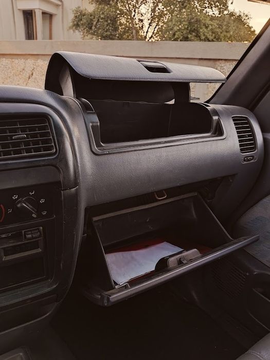Toyota hilux x-cab pick-up 4x2