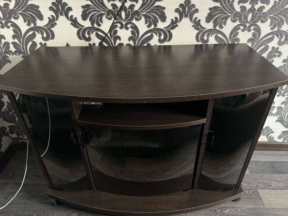 Тумбочка под телевизор