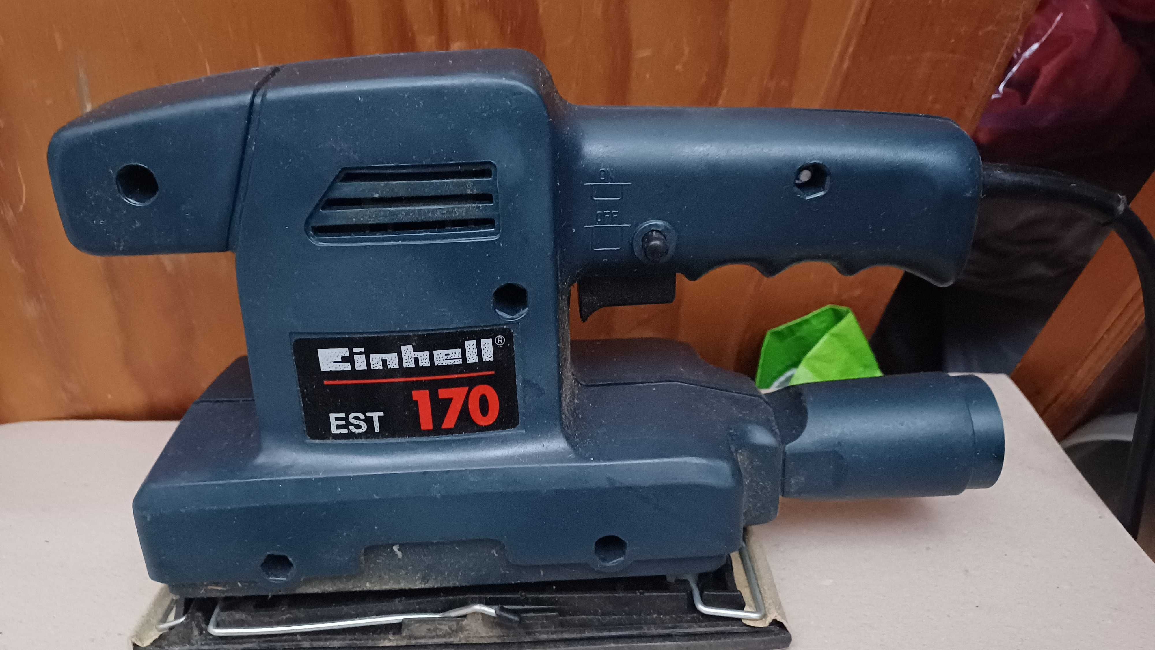 Lixadeira orbital Einhell.