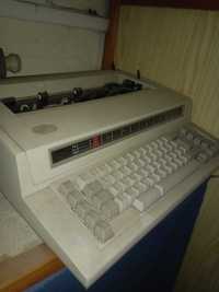 Máquina escrever antiga IBM 6781