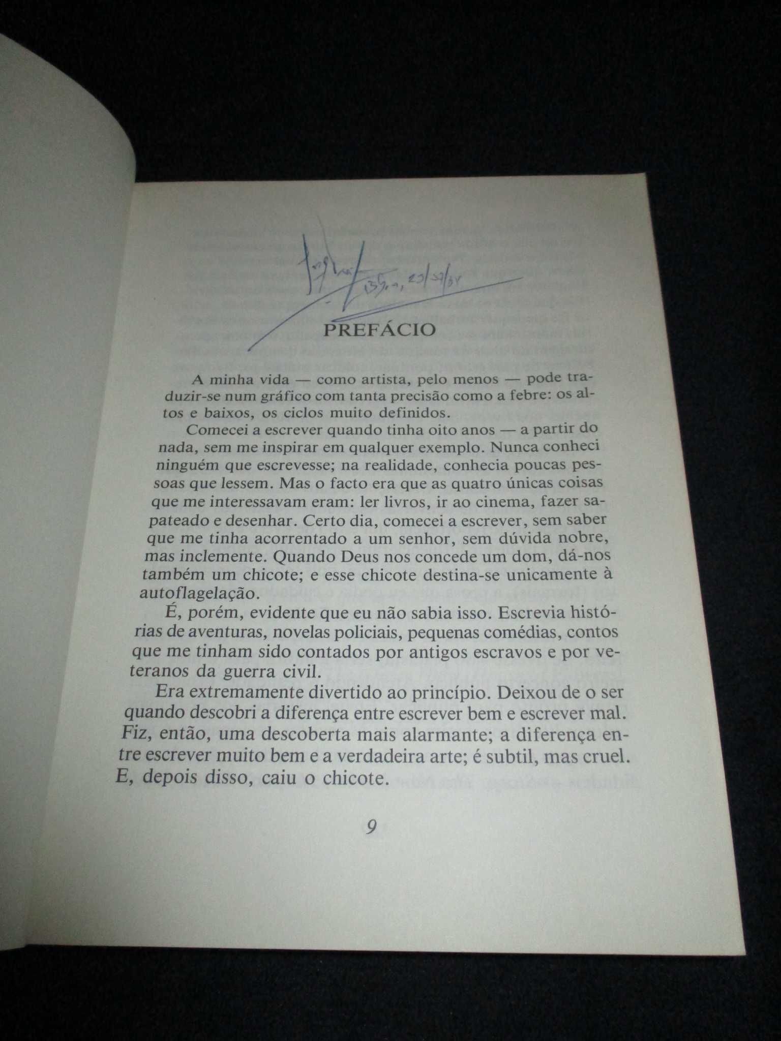 Livro Música para camaleões Truman Capote Bertrand