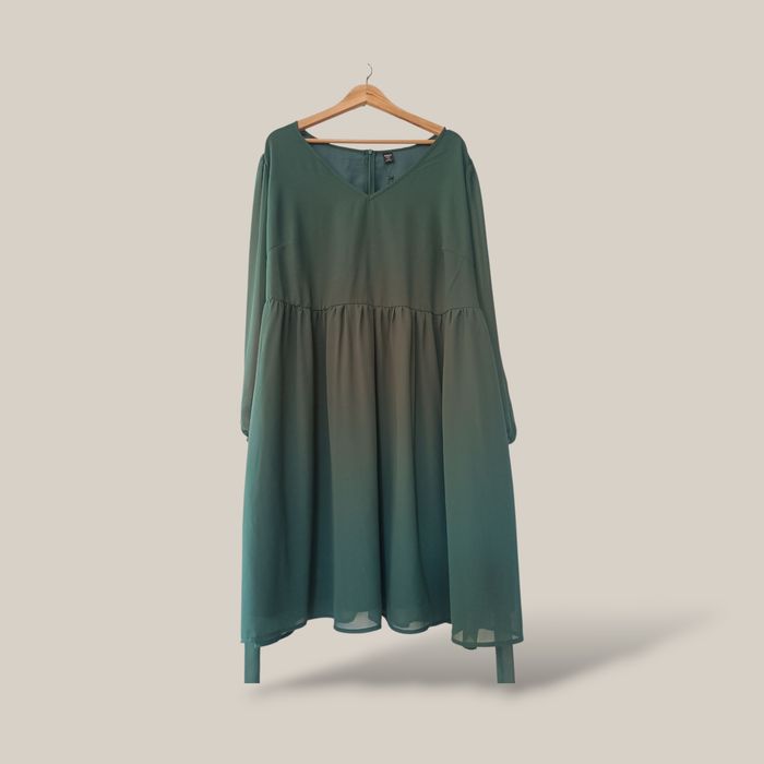 Sukienka koktajlowa butelkowa zieleń plus size XXL  46 48