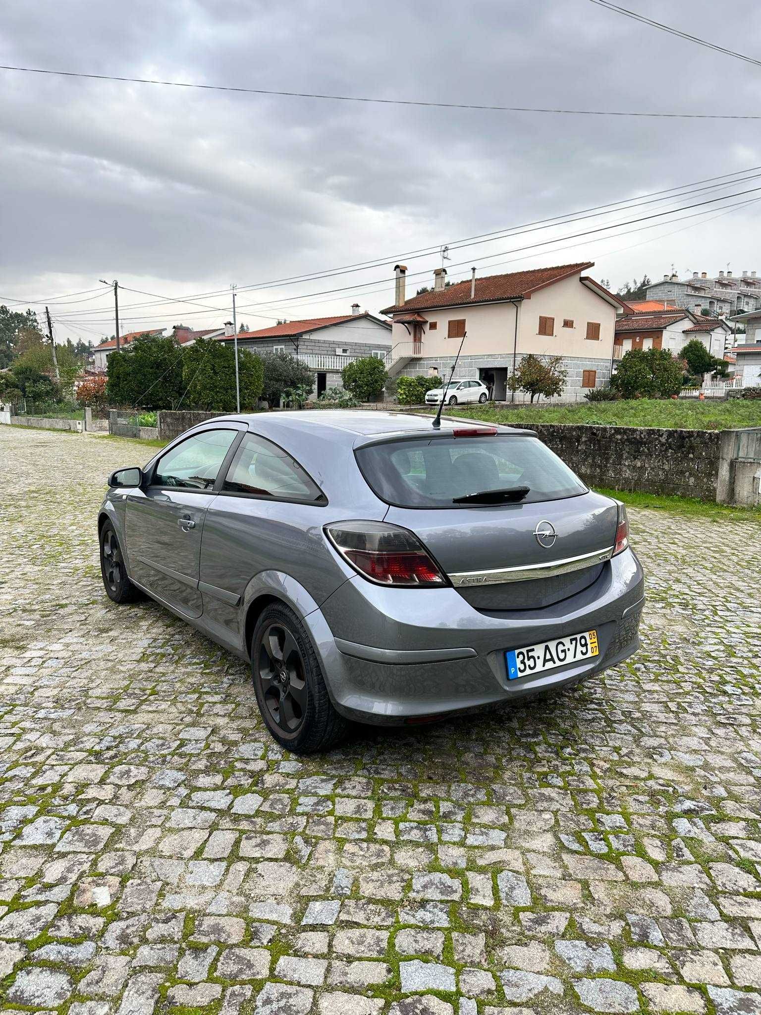 Vende se Opel Astra H GTC 1,7 - Desportivo, Fiável e econômico