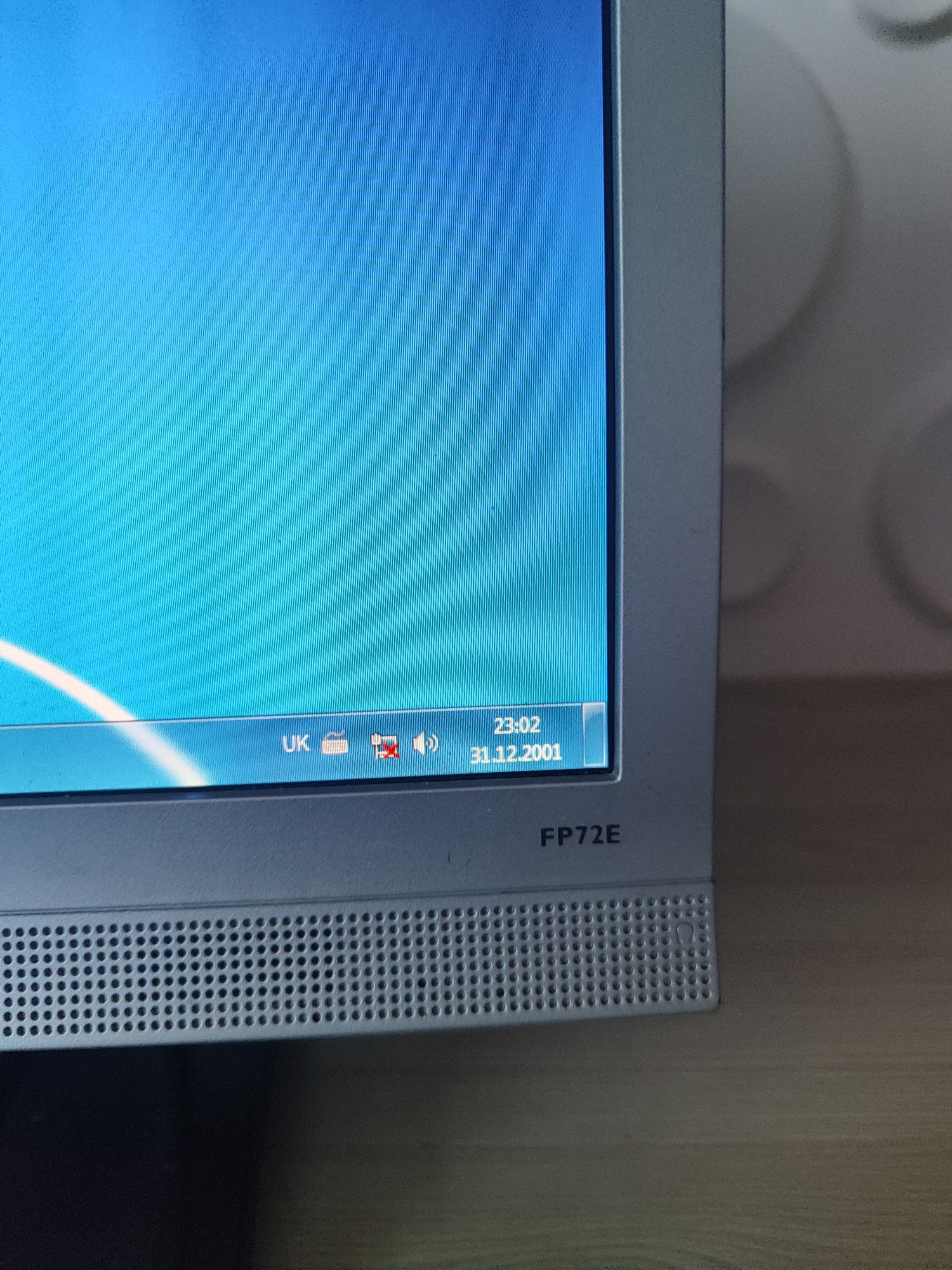 Монітор BenQ FP72E 17 дюймів