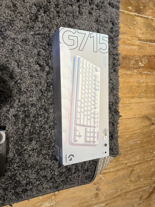 Продам калвіатуру, мишу, навушники