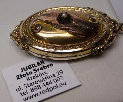 XIX w. sekretnik medalion z perełką.