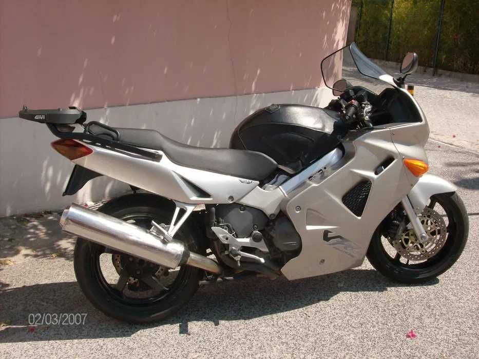 Honda vfr 800 fi