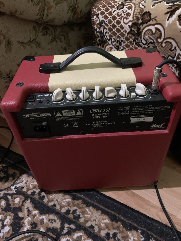Электрогитара Cort X100 + комбик Cort CM15R