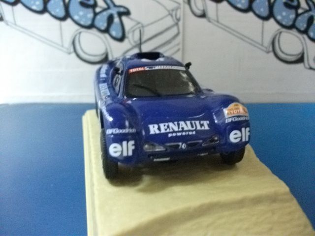 Renault Megane Paris-Dakar-Cairo 2000  colecção Norev 1:43