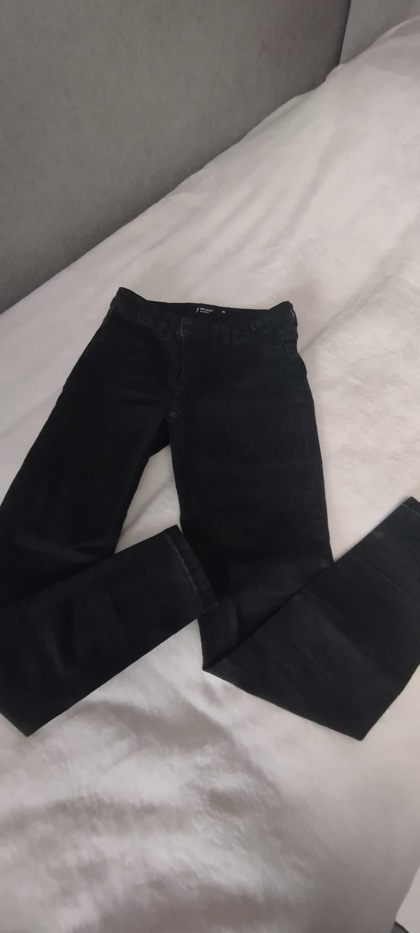 Продам джинси чорні