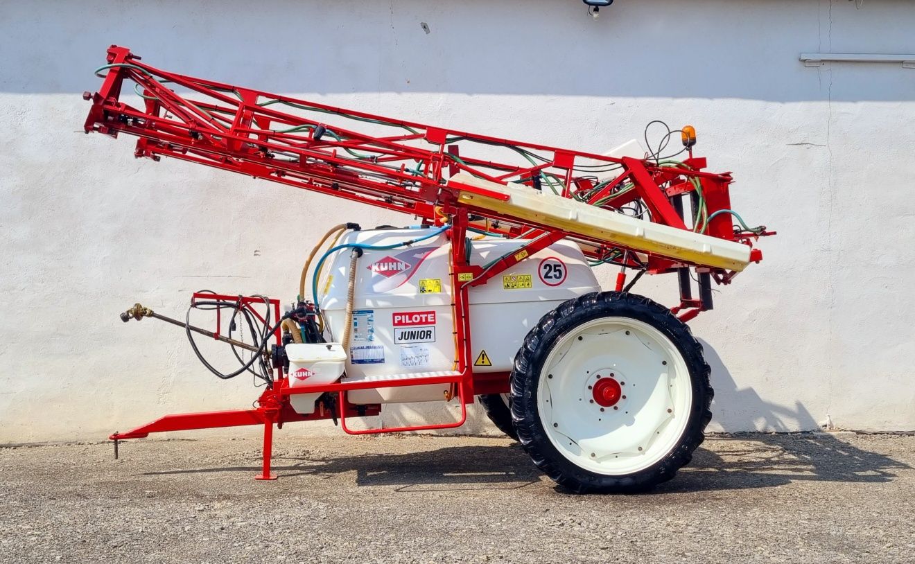 Opryskiwacz Kuhn Pilote Plus 2000l 21/18m stan B.Dobry 2003r.