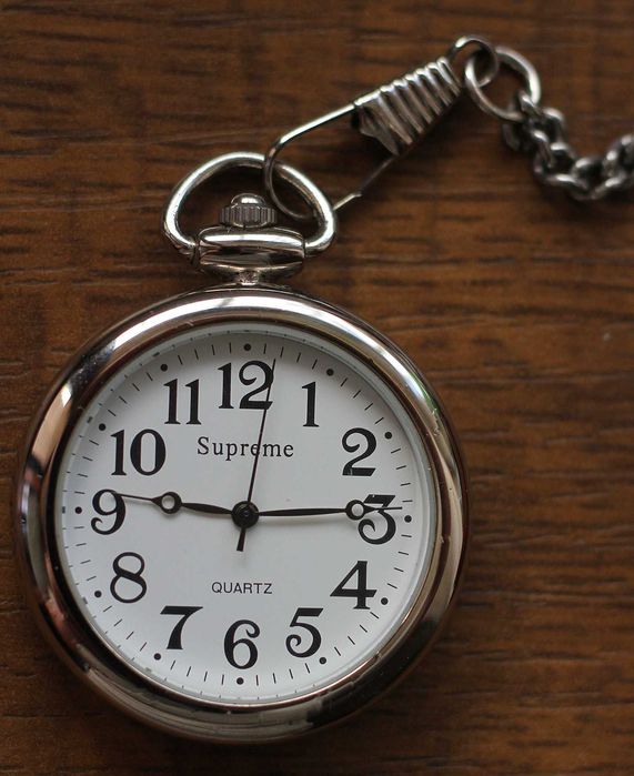 Годинник кишеньковий/Часы карманные Supreme.