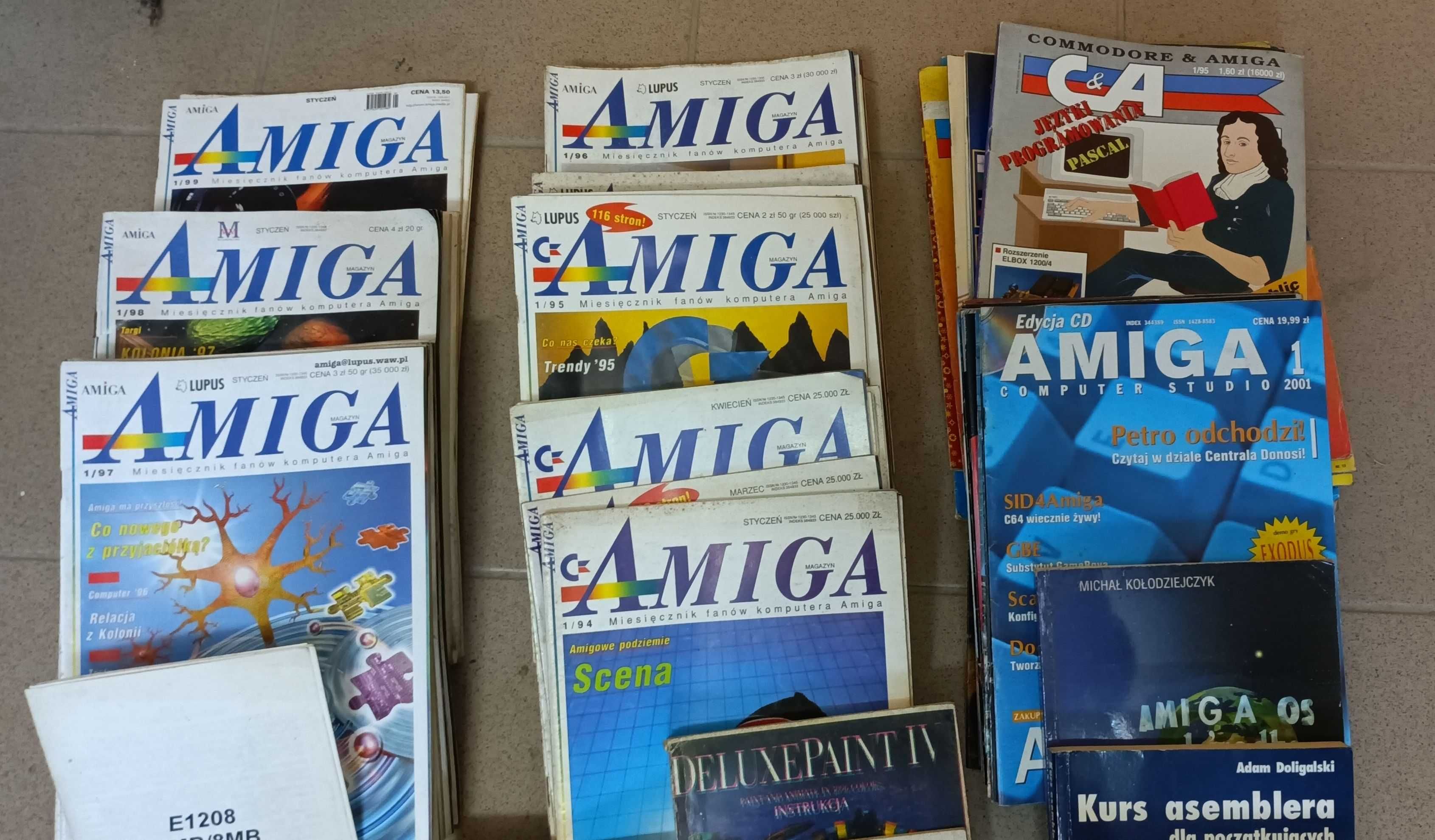 Amiga Czasopisma i książki