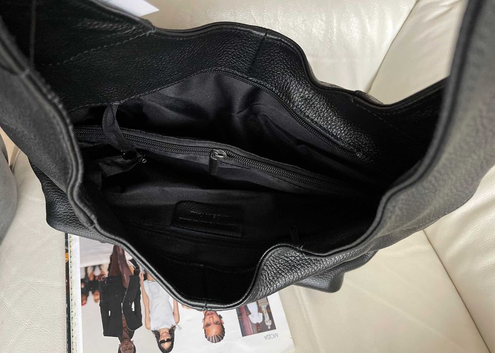 Італійська шкіряна сумка хобо велика чорна