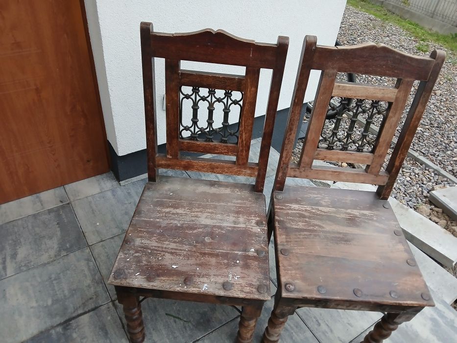 Krzesła styl kolonialny