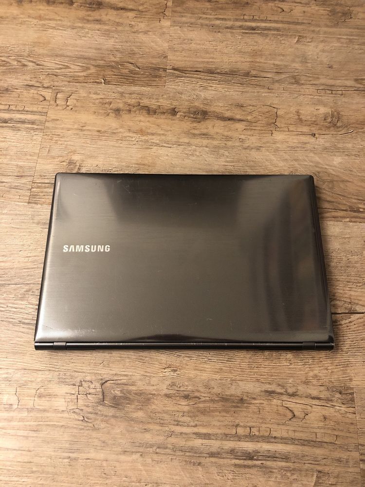 Laptop Samsung 550p5c-s04pl