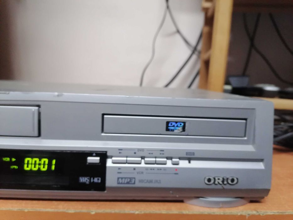 Magnetowid VHS Orion DVD/VR 2961X Combo