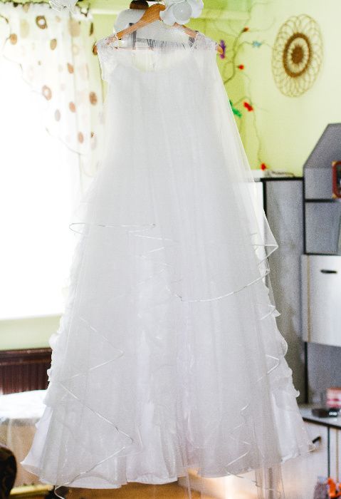 Prześliczna wygodna suknia ślubna rozmiar S 36/38 wzrost 160cm