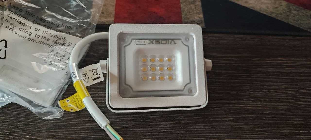 Прожектор LED VIDEX F2e 10W 5000K 1000Lm