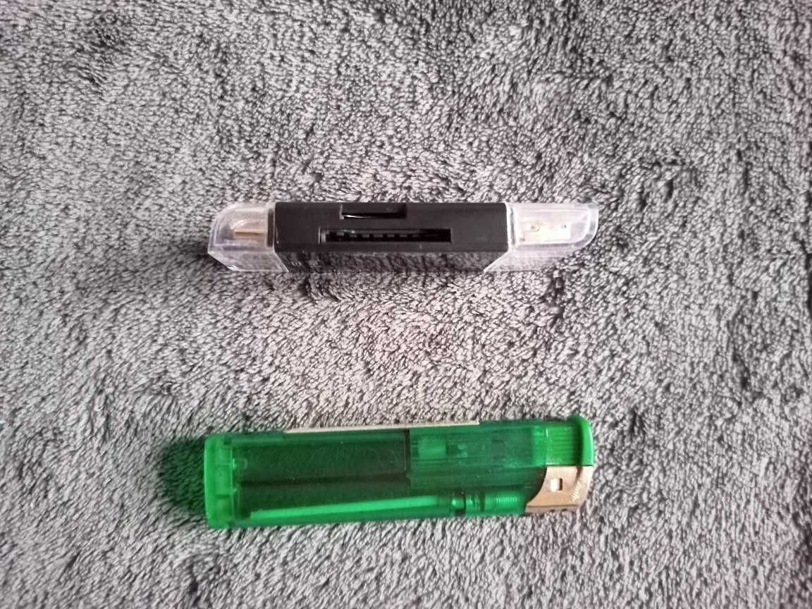 Перехідник Usb - карта пам'яті SD