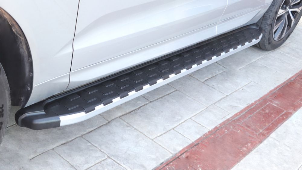 ESTRIBOS DE ALUMINIO FORD TRANSIT CUSTOM 2023+