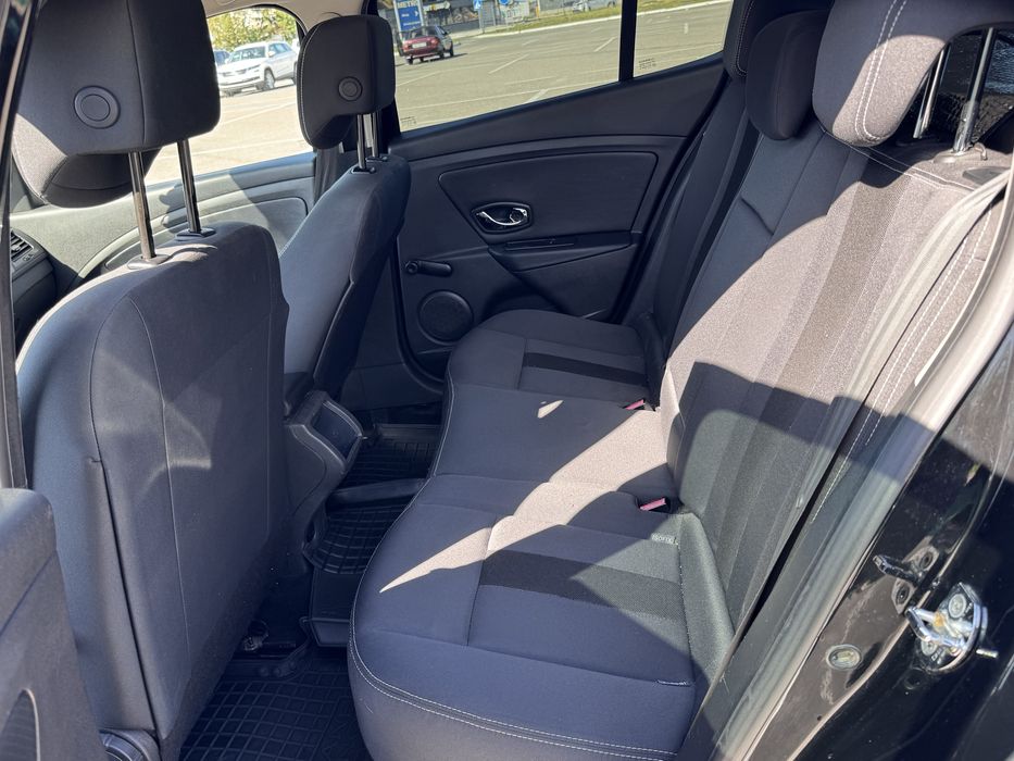 Renault Megane 1.5 d 2012 рік