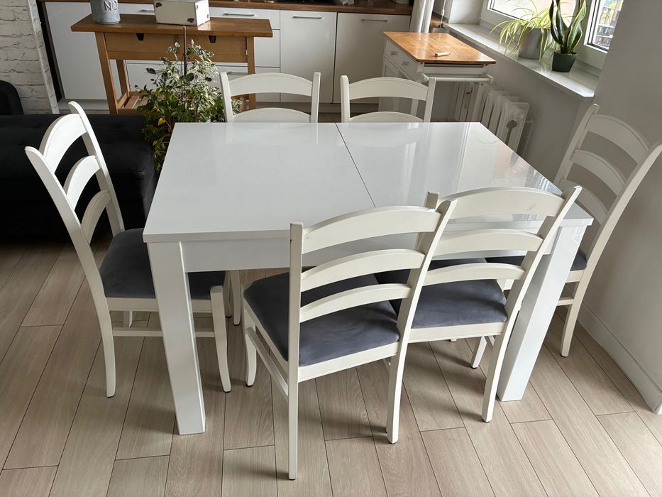 Drewniany stół + 6 krzeseł