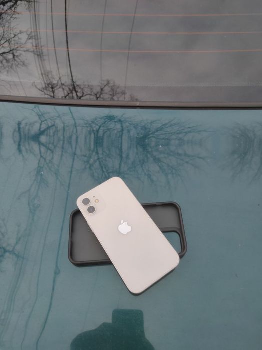 iphone 12  есть нюанс продажа срочная в ремонте не был после падения