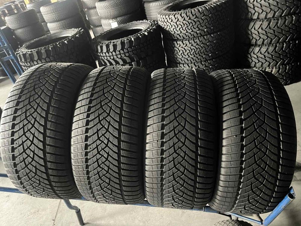 295/35/21 R21 Goodyear Ultra Grip Perfomance SUV 4шт зима