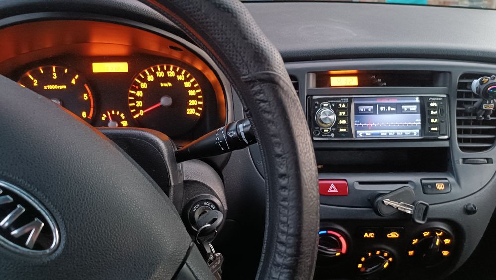 Легкове авто КІА РІО