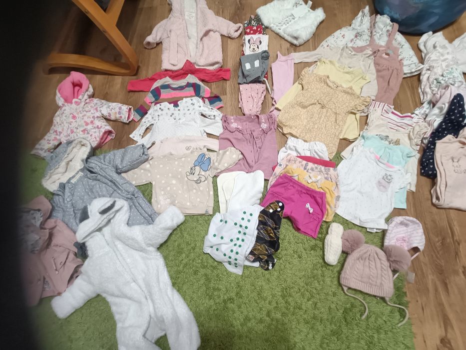 Zestaw ubrań paka ok 45 ubrań dziewczynka 0-6 m
